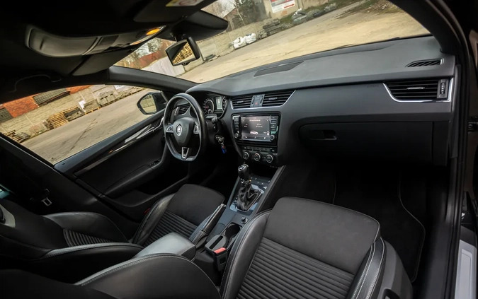 Skoda Octavia cena 56999 przebieg: 224195, rok produkcji 2015 z Chojnice małe 352